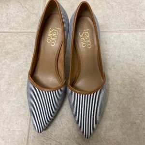 Franco Sarto heels navy blue and white stripped. Gently used size 8m